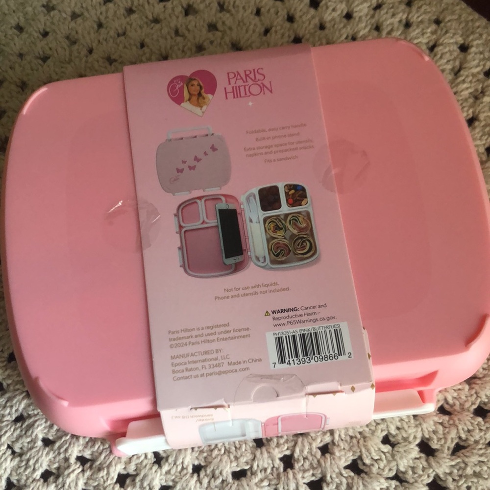 Paris Hilton Pink Butterflies Bento Style Lunch Box - Picture 6 of 7